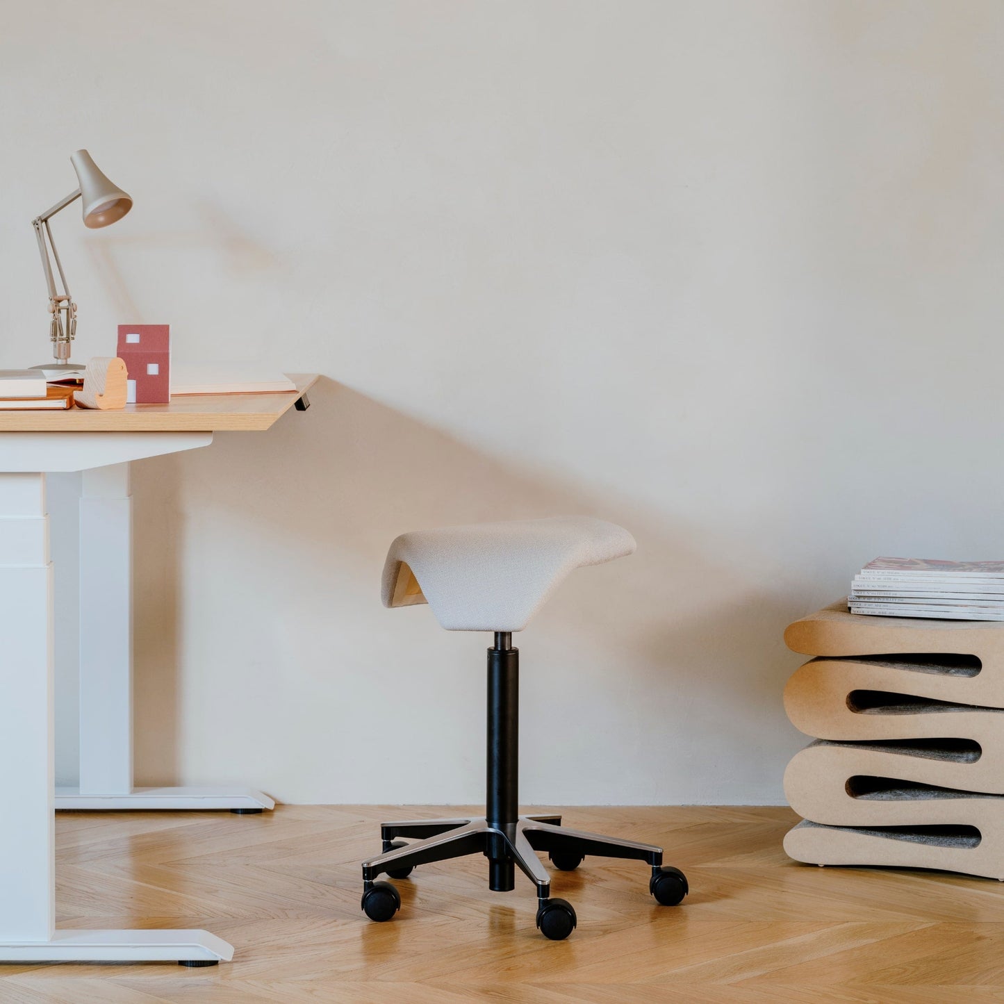 Saddle Chair