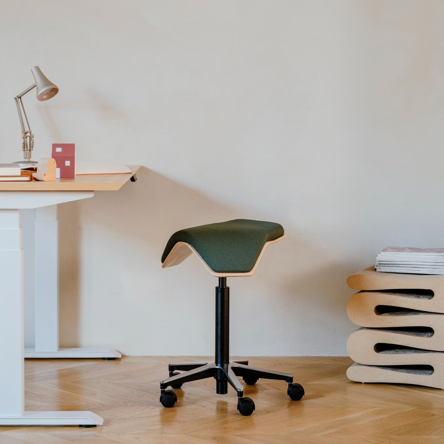 Saddle Chair